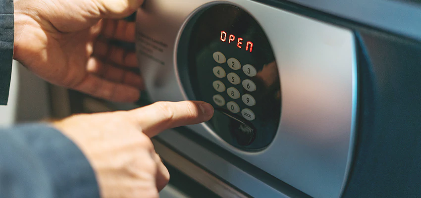 Cash Safe Openers in La Mesa, California