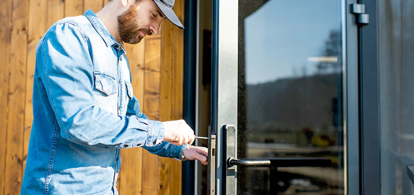 Frameless Glass Storefront Door Locks Replacement in La Mesa, CA